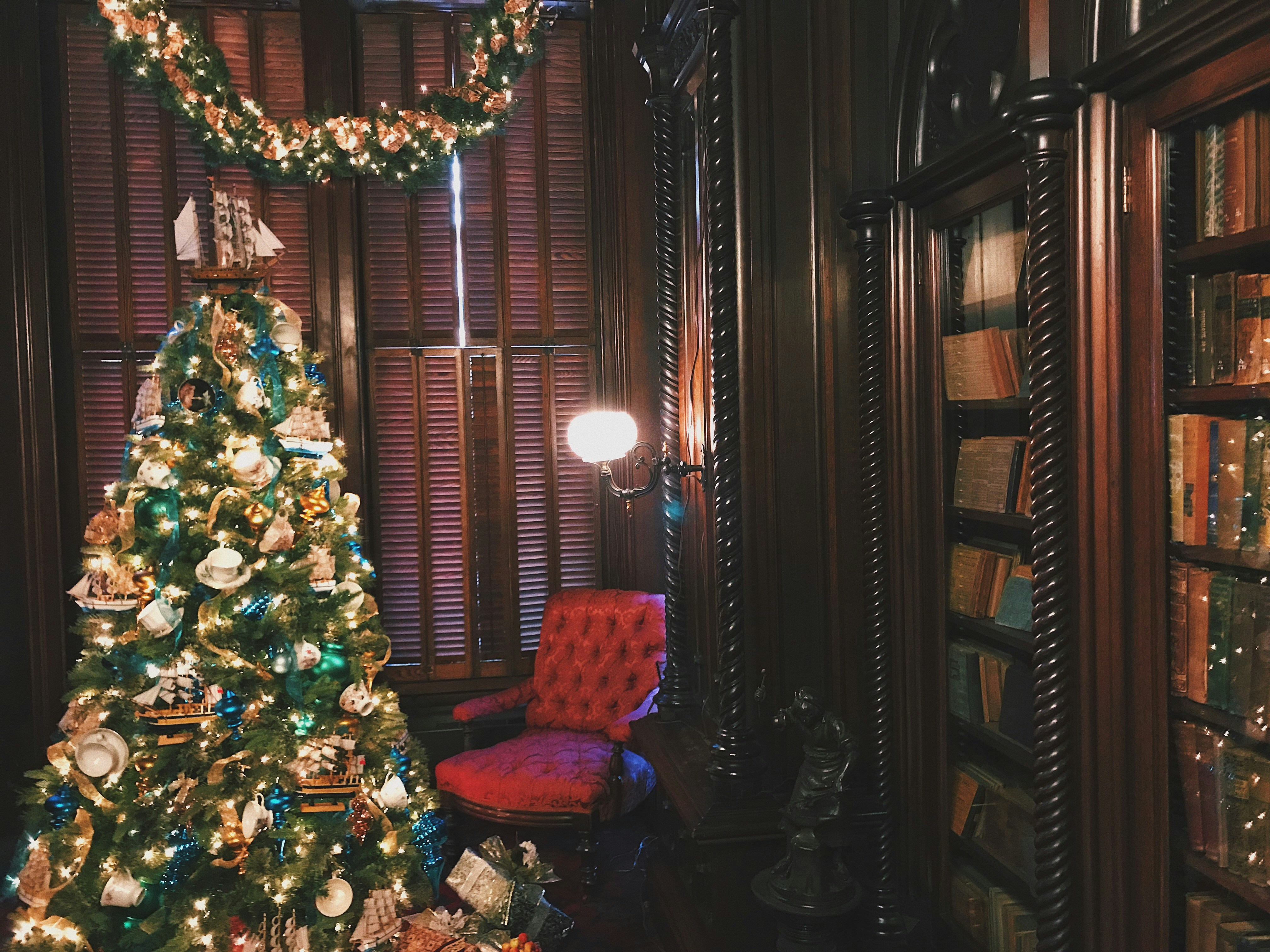 Transform Your Home with Magical Christmas Lighting Designs
